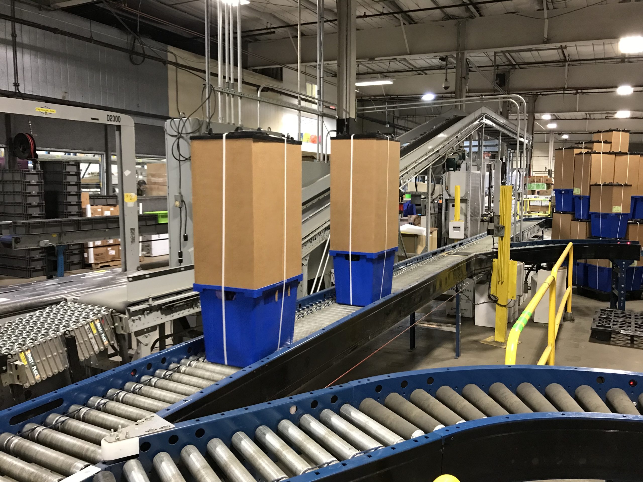 Conveyor Lines with Totes